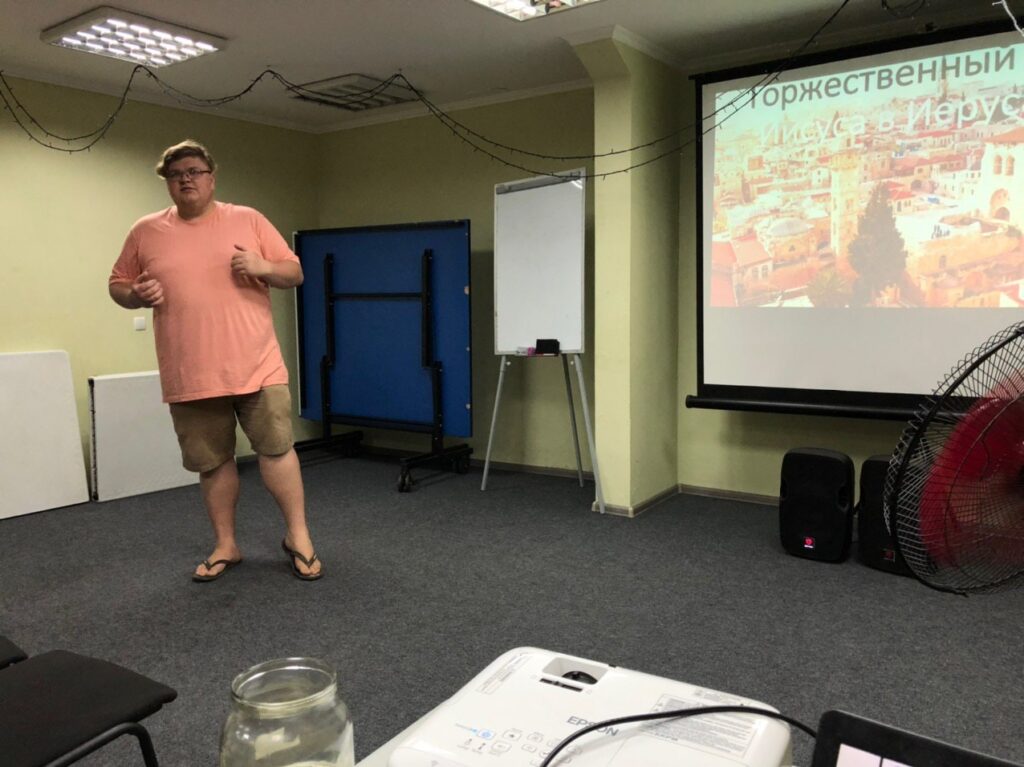 Church Service In Avdiivka Church Service In Avdiivka
