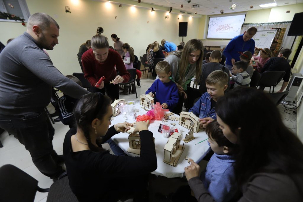 Christmas In Ip Churches