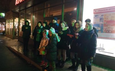 Singing Christmas Carols