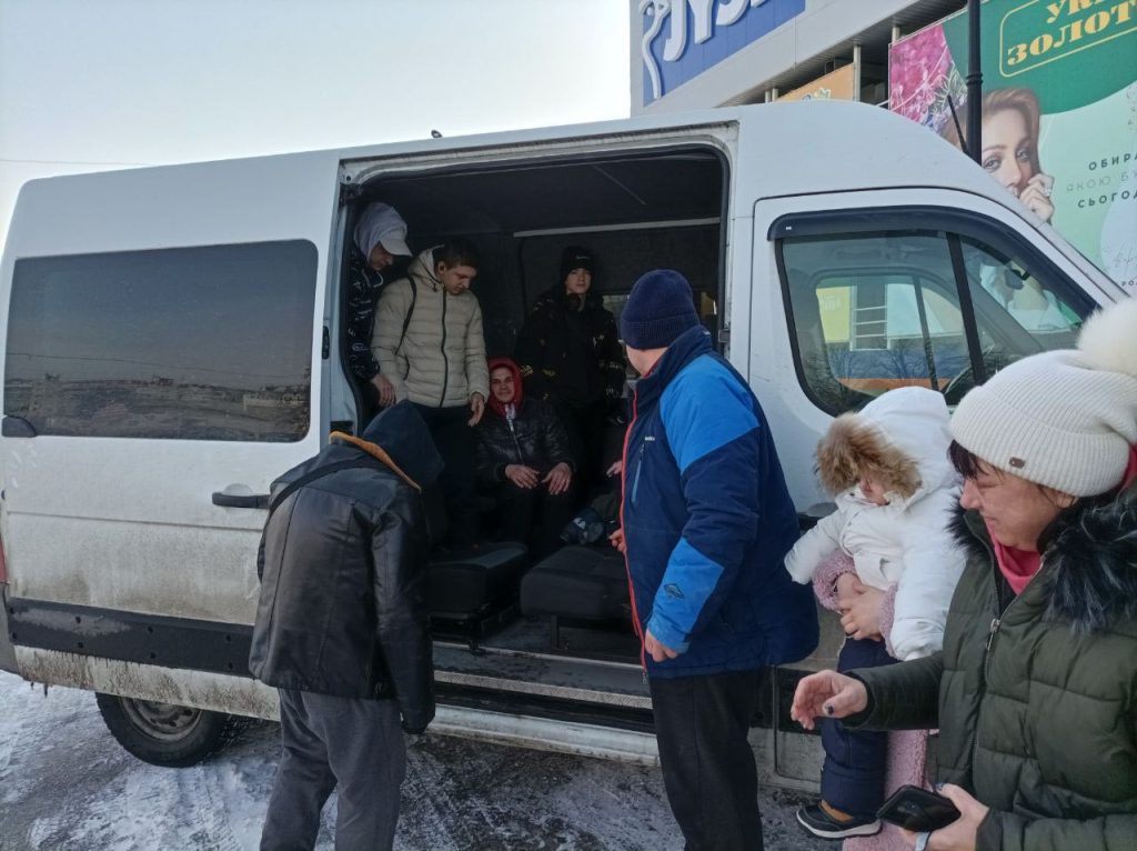 In Kharkiv, Sergei Helps People Evacuate In Kharkiv, Sergei Helps People Evacuate