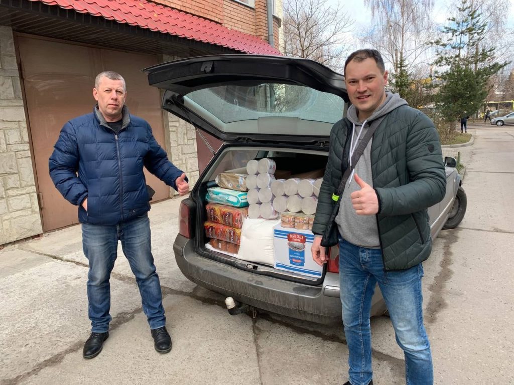Lviv Church Helps Refugees Lviv Church Helps Refugees