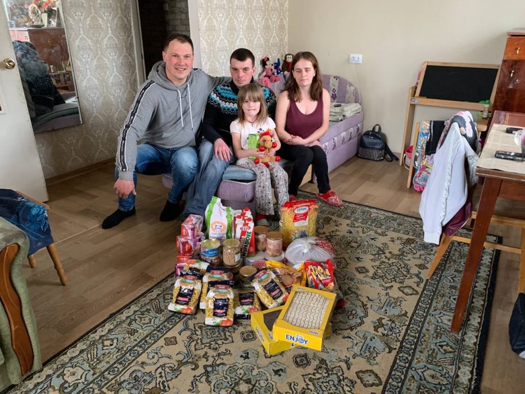Lviv Church Helps Refugees Lviv Church Helps Refugees