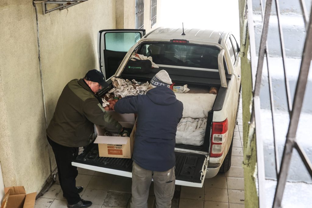 Uman Brings Food To Kyiv Church Uman Brings Food To Kyiv Church