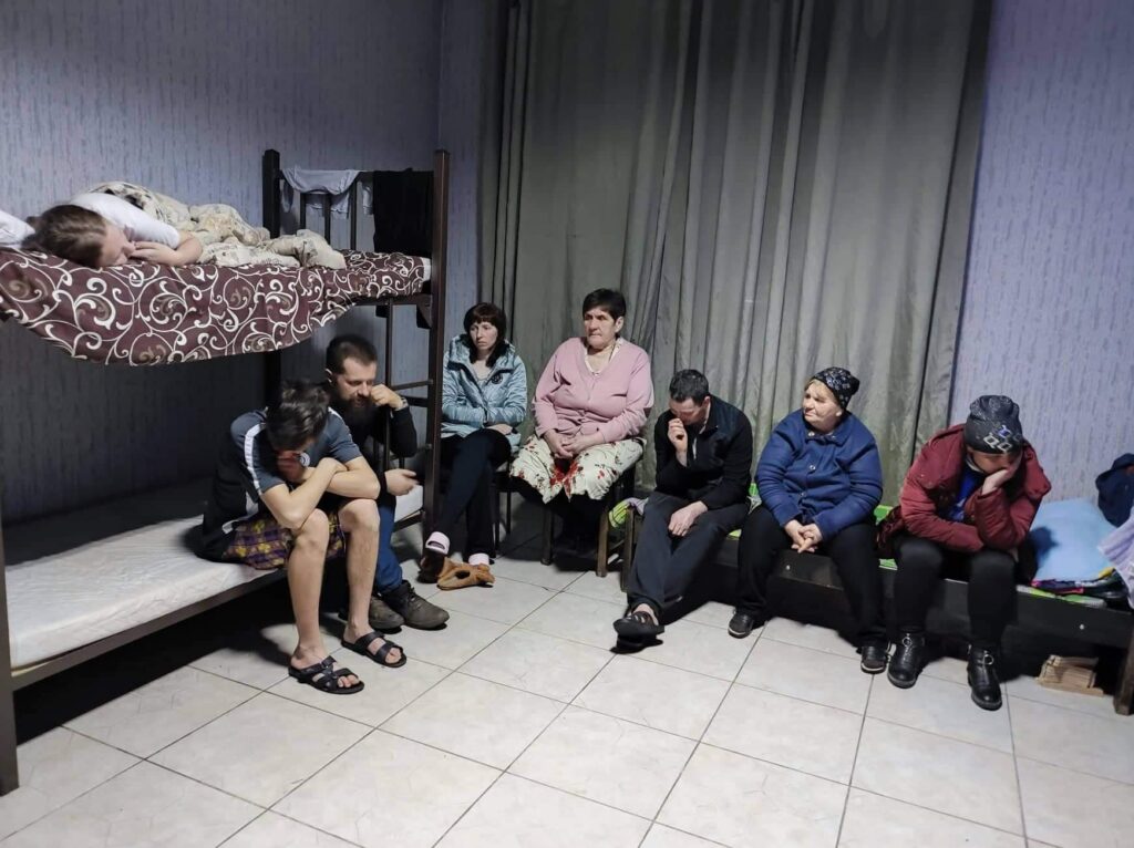 Avdiivka Evacuates Over 100 Of Its Churchgoers Avdiivka Evacuates Over 100 Of Its Churchgoers