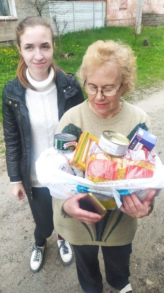 Kharkiv Brings Kits To Locals Kharkiv Brings Kits To Locals