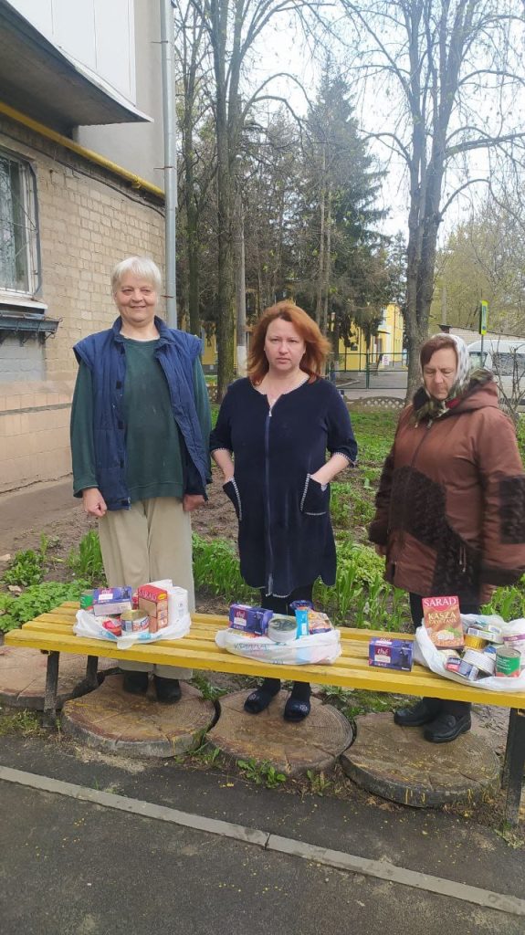 Kharkiv Brings Kits To Locals Kharkiv Brings Kits To Locals