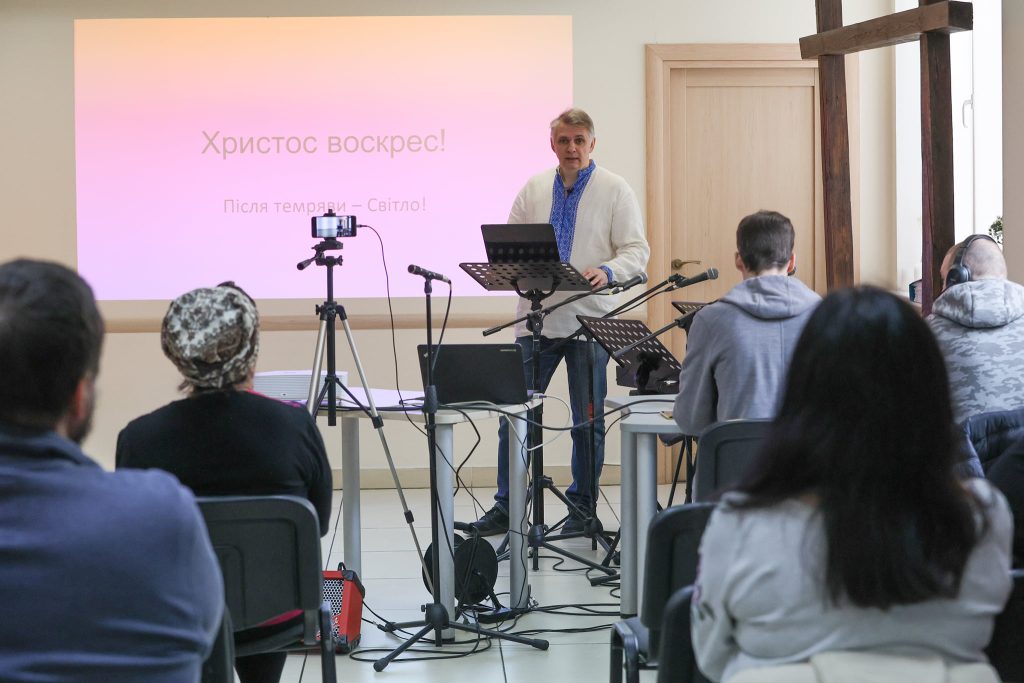 Kyiv Church Easter Service Kyiv Church Easter Service