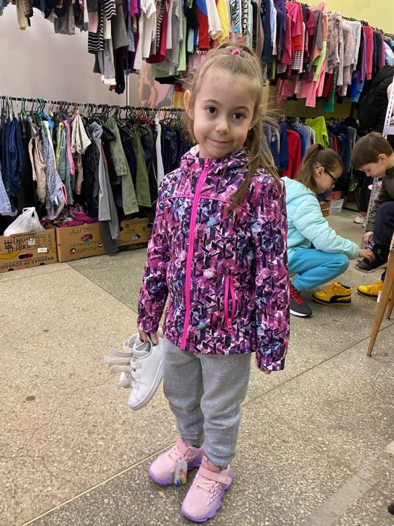 Lviv Distributes Shoes To Internally Displaced Kids Lviv Distributes Shoes To Internally Displaced Kids
