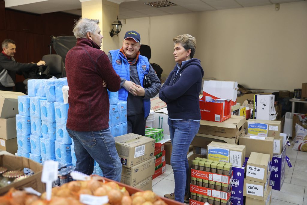 Uman And Kyiv Prepare Supplies For The Chernigiv Region Trip Uman And Kyiv Prepare Supplies For The Chernigiv Region Trip