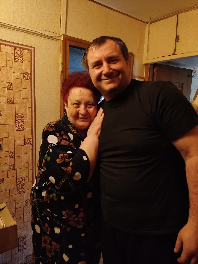 Kharkiv Continues Bringing Aid To Locals Kharkiv Continues Bringing Aid To Locals