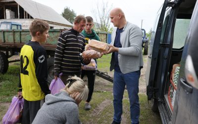 Kyiv delivers aid to village by Chornobyl