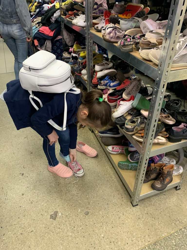 Lviv Distributes Needed Shoes Lviv Distributes Needed Shoes