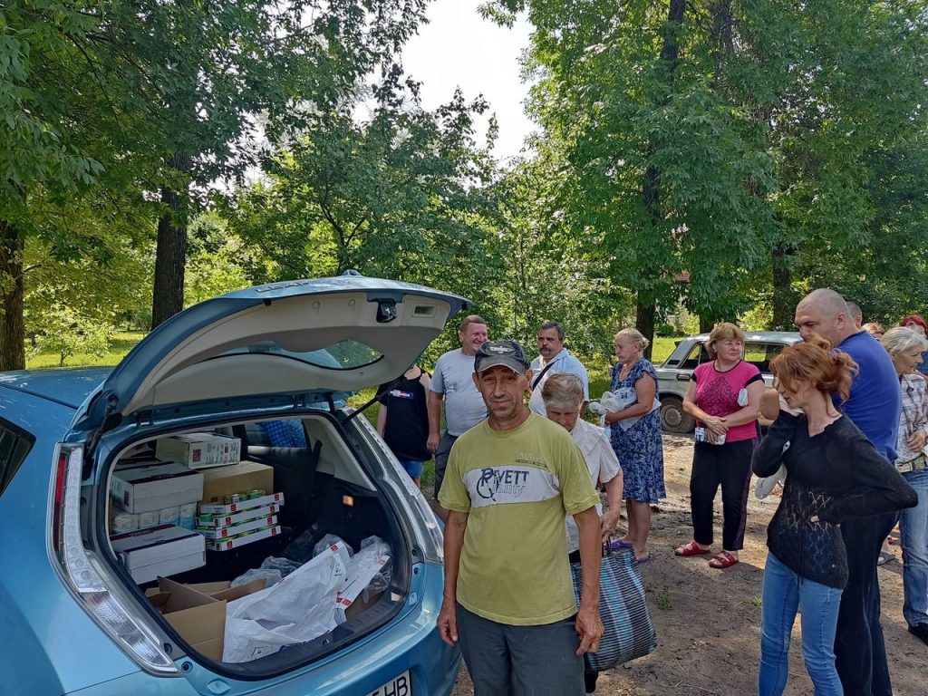 Kharkiv Delivers Humanitarian Aid To Locals As Shelling Continues Kharkiv Delivers Humanitarian Aid To Locals As Shelling Continues
