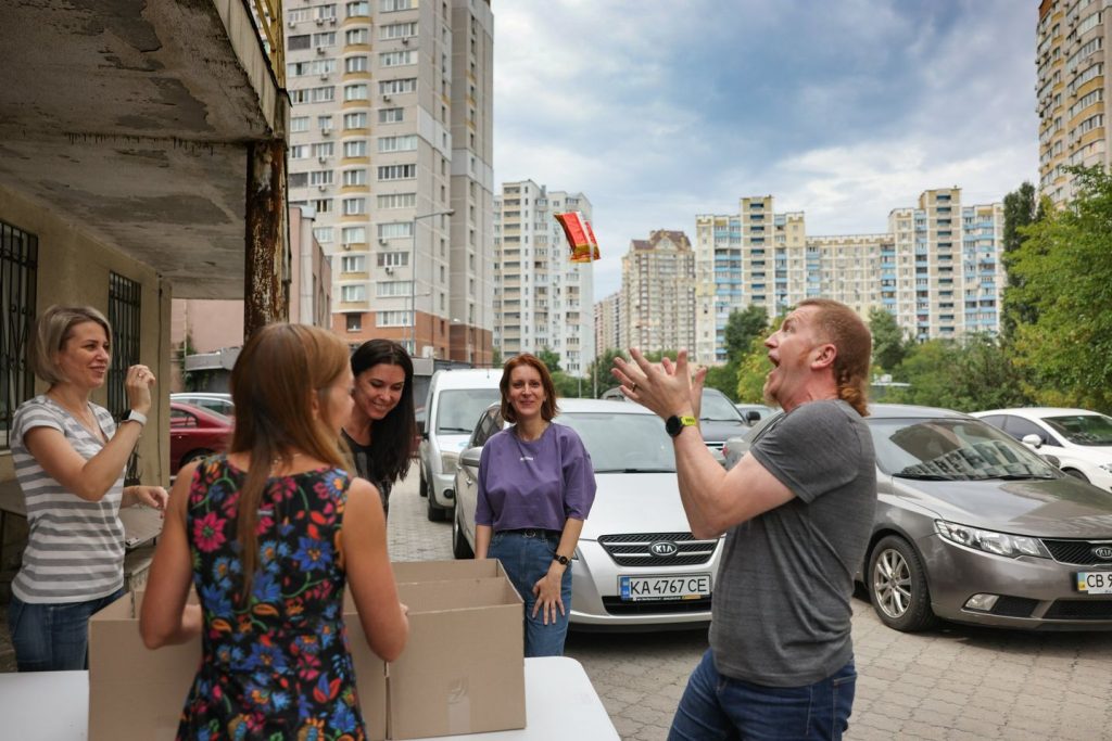 Kyiv Preparing For Humanitarian Aid Trip Kyiv Preparing For Humanitarian Aid Trip