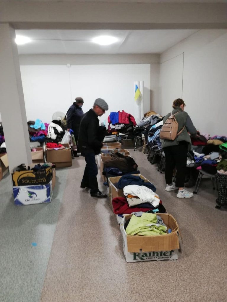 Lviv Church Distributes Blankets, Pillows And Warm Clothes Lviv Church Distributes Blankets, Pillows And Warm Clothes
