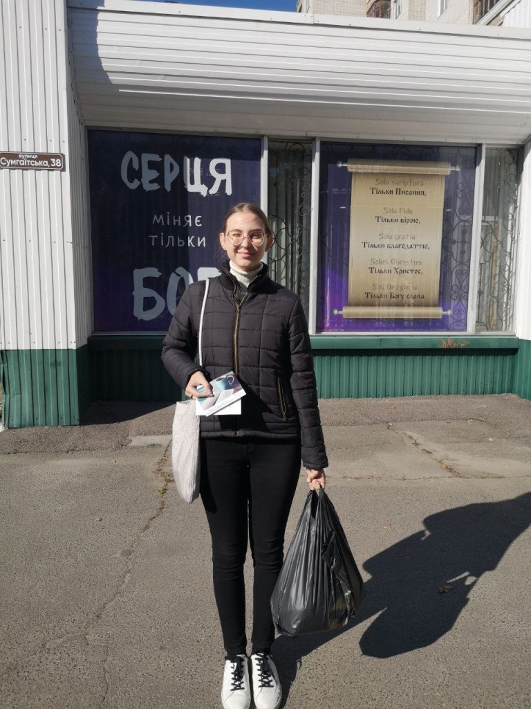 Cherkasy Continues To Distribute Food To Those In Need Cherkasy Continues To Distribute Food To Those In Need