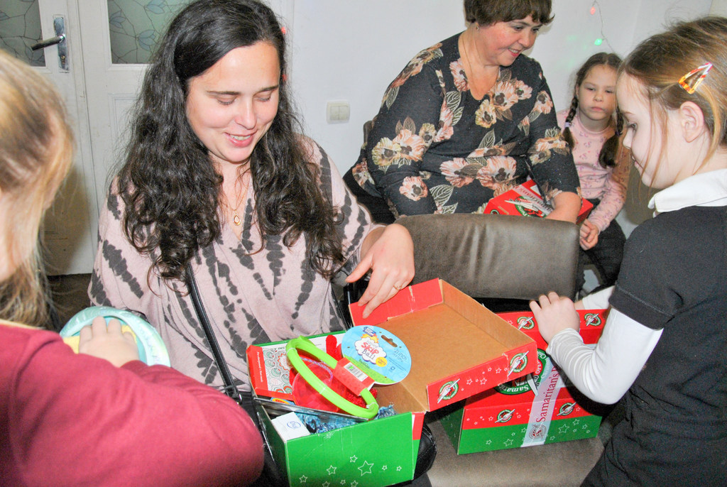 Lviv Gives Out Christmas Gifts To Kids Lviv Gives Out Christmas Gifts To Kids