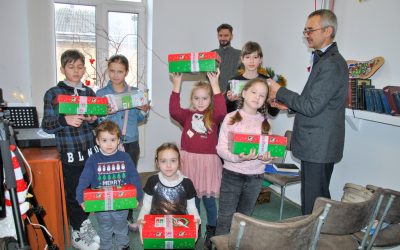 Lviv gives out Christmas gifts to kids