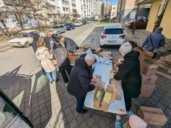 Kyiv Prepares For Humanitarian Aid Trip Kyiv Prepares For Humanitarian Aid Trip