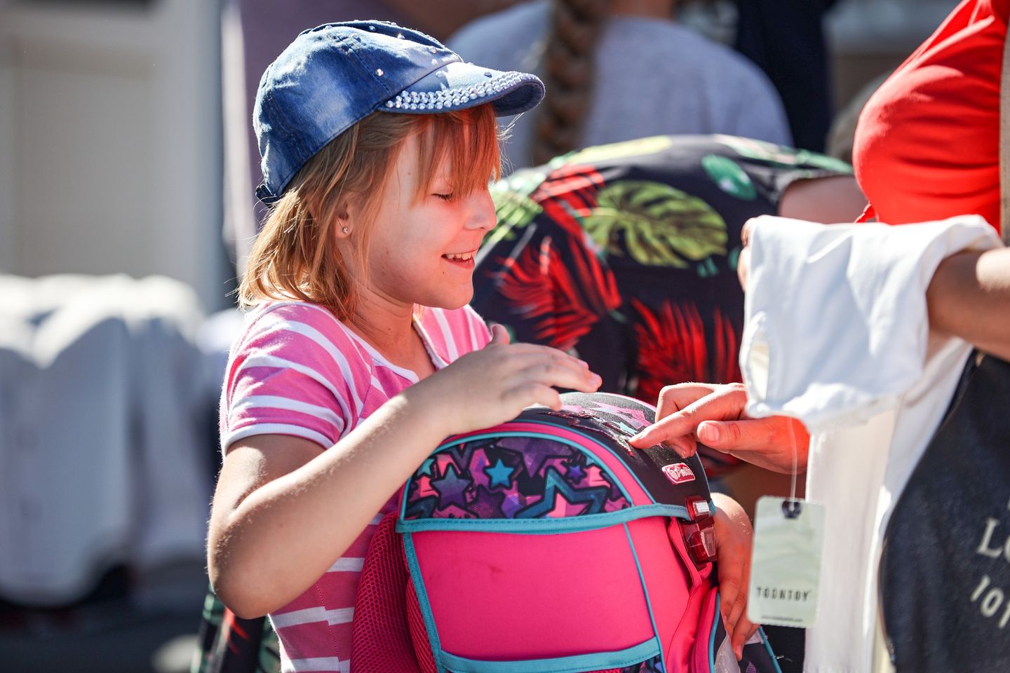 Ukrainian Girl Receives Backpack Ukrainian Girl Receives Backpack