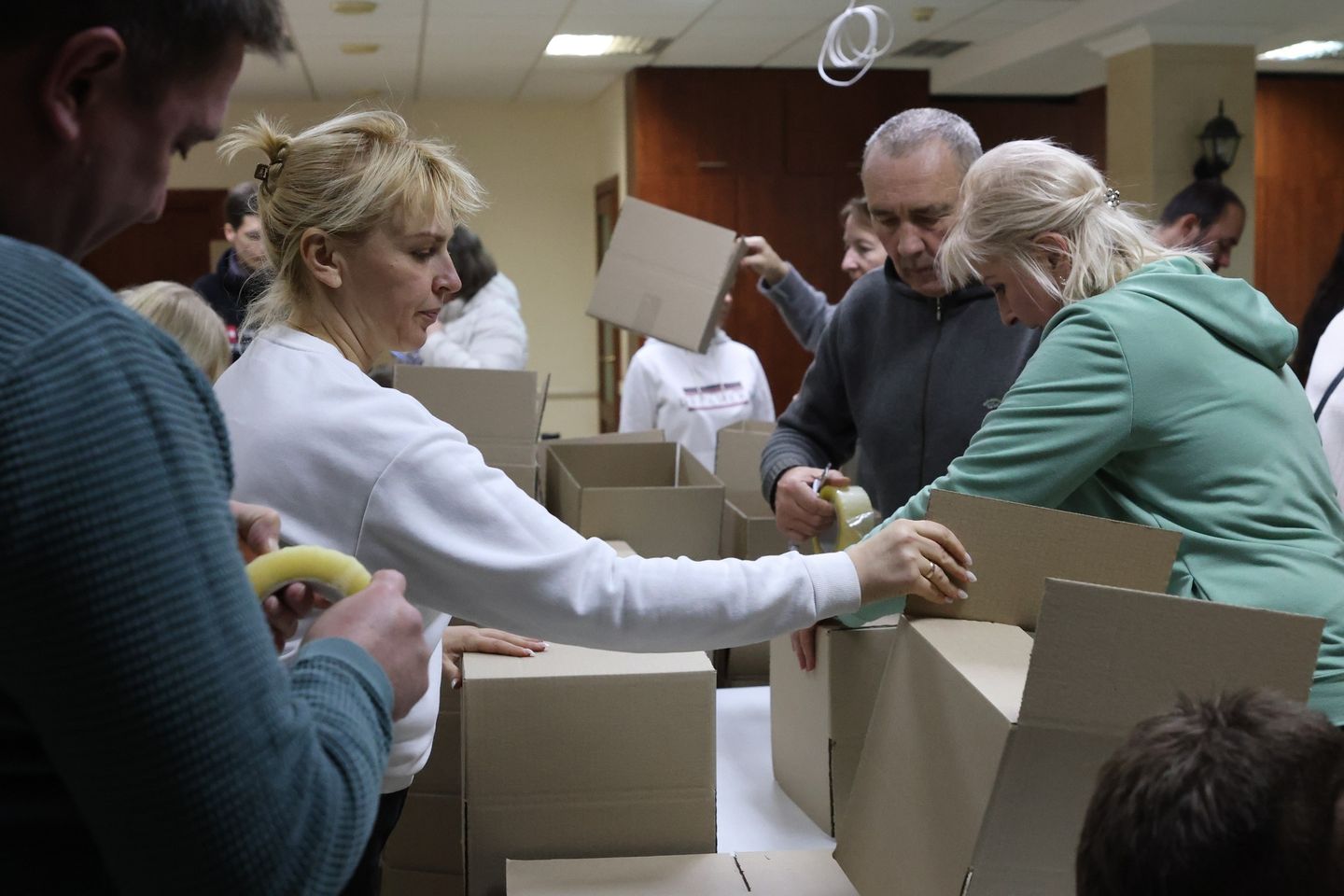 Churchgoers Preparing Boxes To Be Used For Kherson Aid Churchgoers Preparing Boxes To Be Used For Kherson Aid