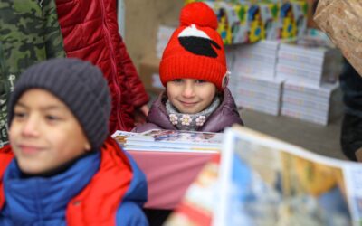 Uman serving internally displaced children