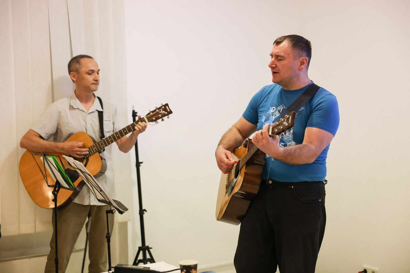 Worship Team For The Staff Gathering Worship Team For The Staff Gathering