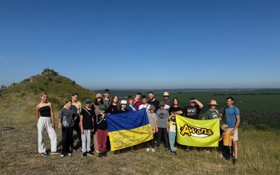 Cherkasy Church leads hiking trip